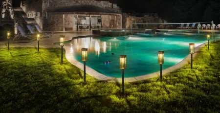 solar pathway light